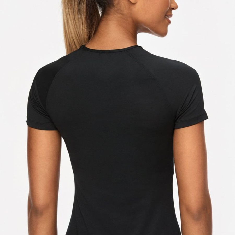 T-Shirts STRONGER | Basic T-Shirt I Buy Online I Stronger Black