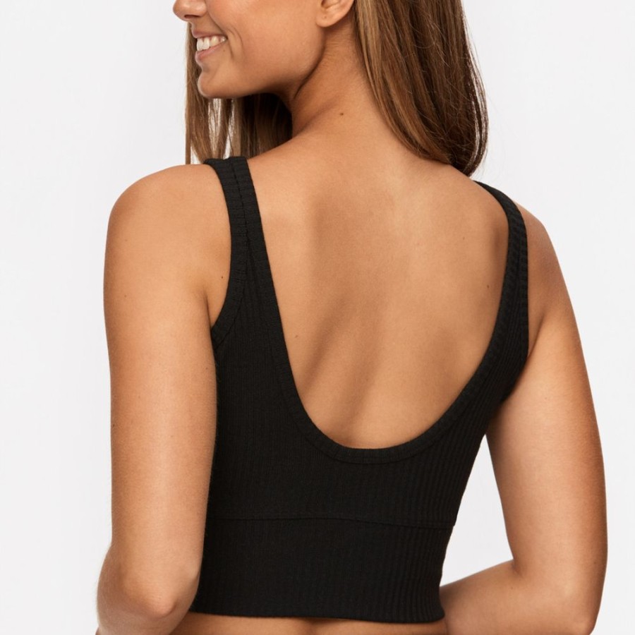 Crop-Tops STRONGER | Cush Bralette I Slim Fit I Buy Online I Stronger Cush Black