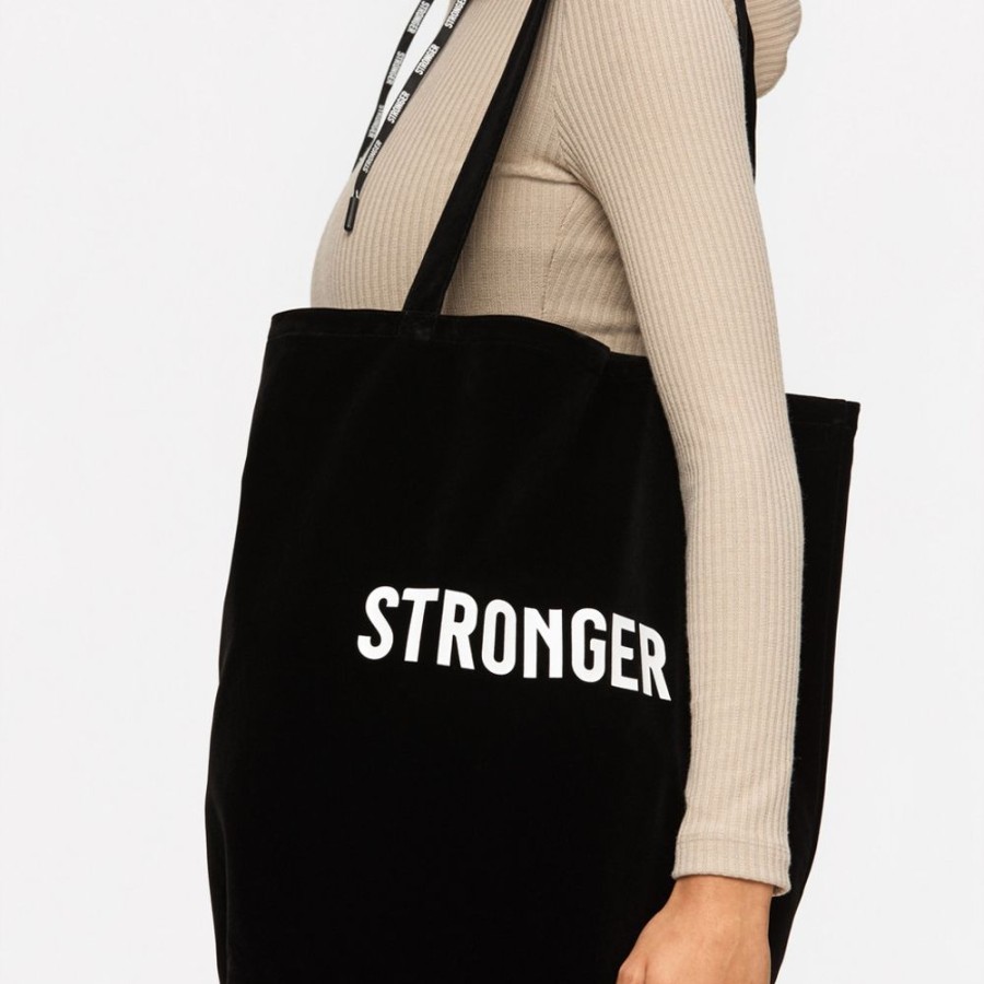 Accessories STRONGER | Carrie I Velvet Bag I Buy Online I Stronger Black