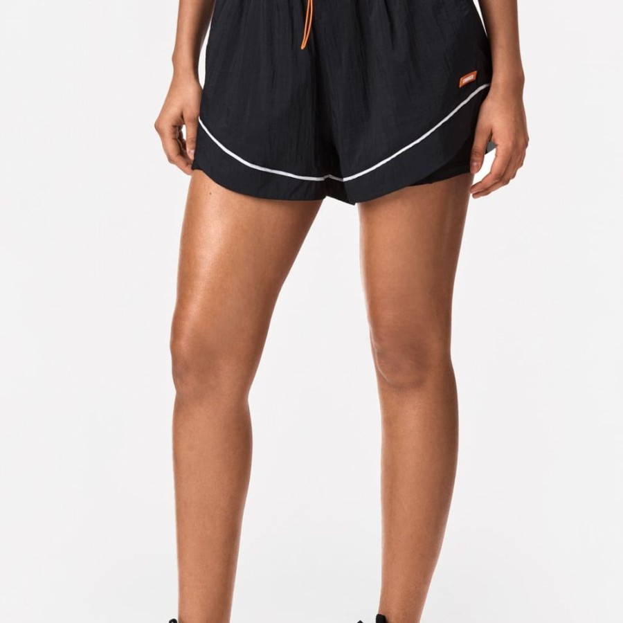 Shorts & Bike STRONGER | Aerial Shorts Black