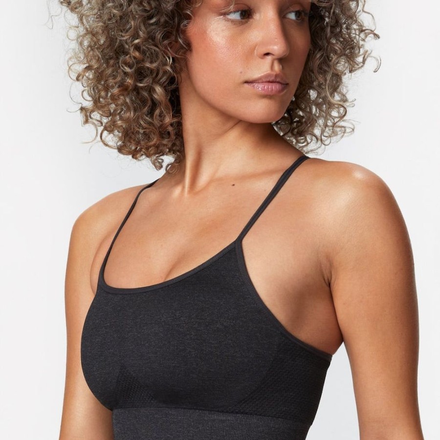 Sports Bras STRONGER | Charge Seamless Sports Bra Anthracite Melange