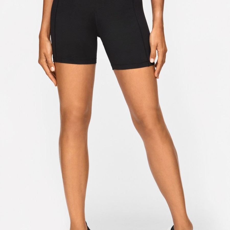 Shorts & Bike STRONGER | Chase I Bike Shorts I Buy Online I Stronger Black